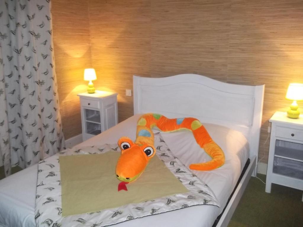 Hotel Des Cotes De Meuse Saint-Maurice-sous-les-Côtes Habitación foto